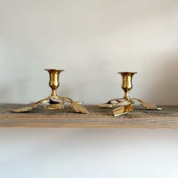 Brass leaf base candlesticks set 2 - Picture 2 of 6